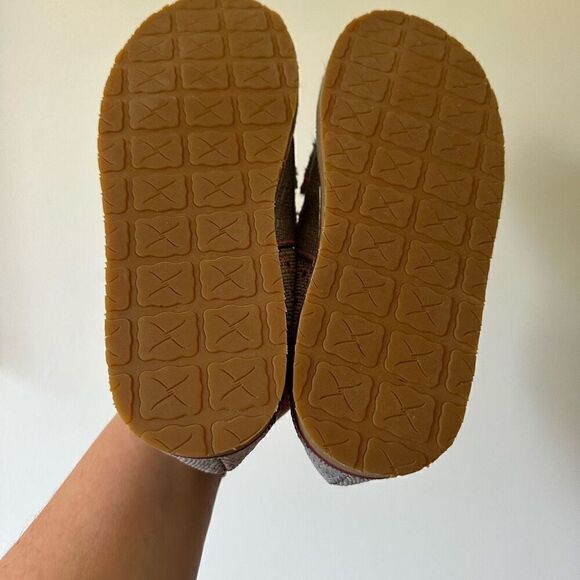 Twist X Women’s Breast Cancer Awareness Grey and Pink EcoTWX Slip on Casual Shoe - Picture 8 of 8